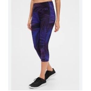 GapFit Eclipse capri leggings maternity size small